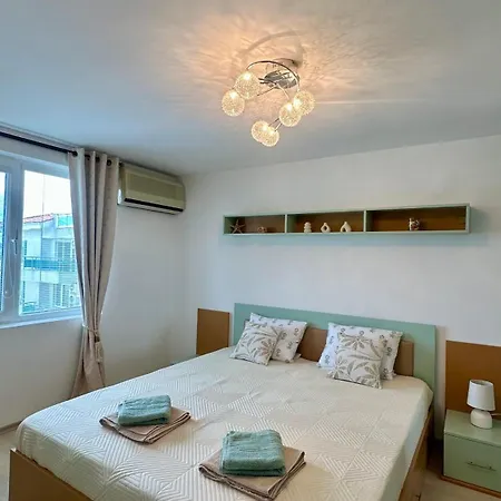 Apartment Rainbow 2br Home2host
