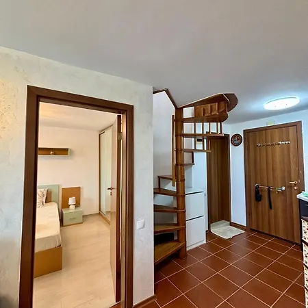Apartment Rainbow 2br Home2host